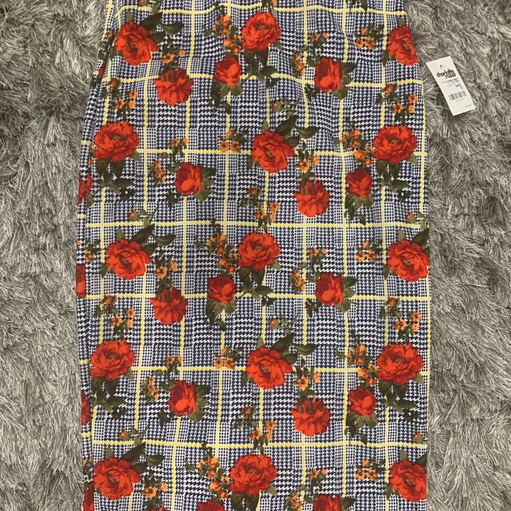 NWT Charlotte Russe floral bodycon skirt
